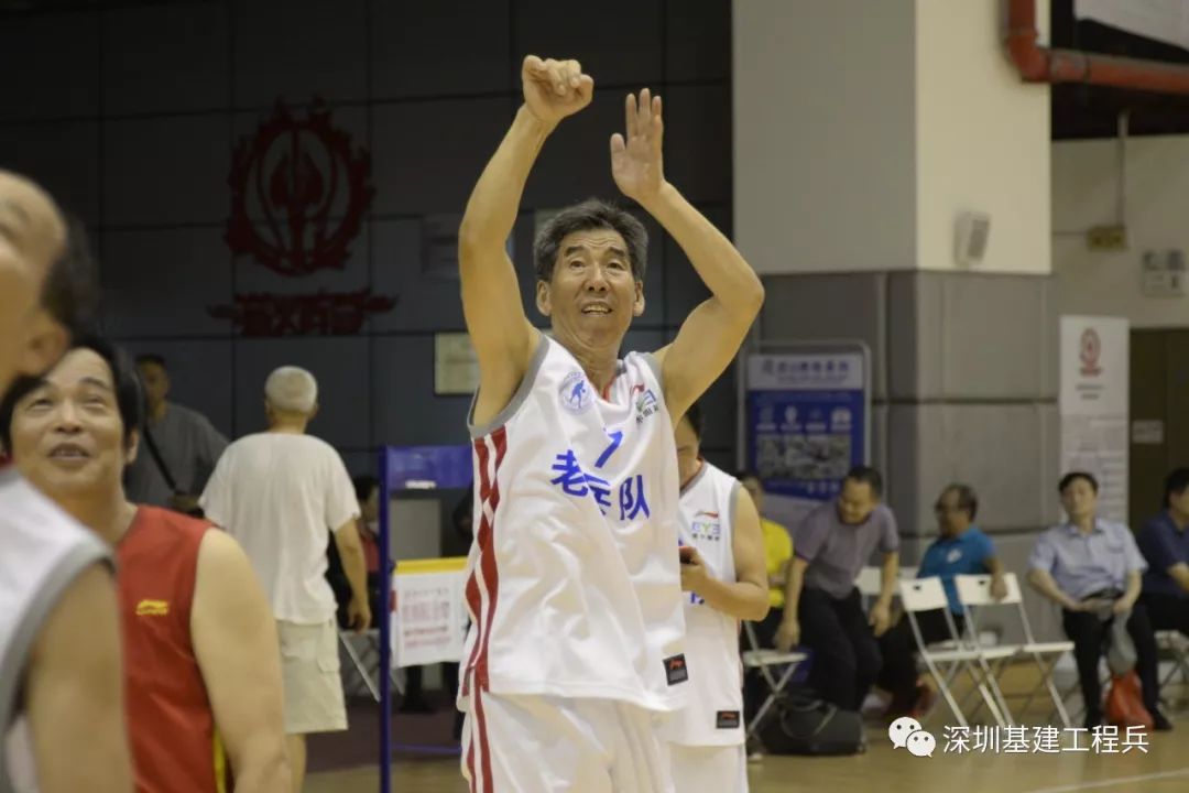青年球员成为球队亮点，老将逐渐退出首发