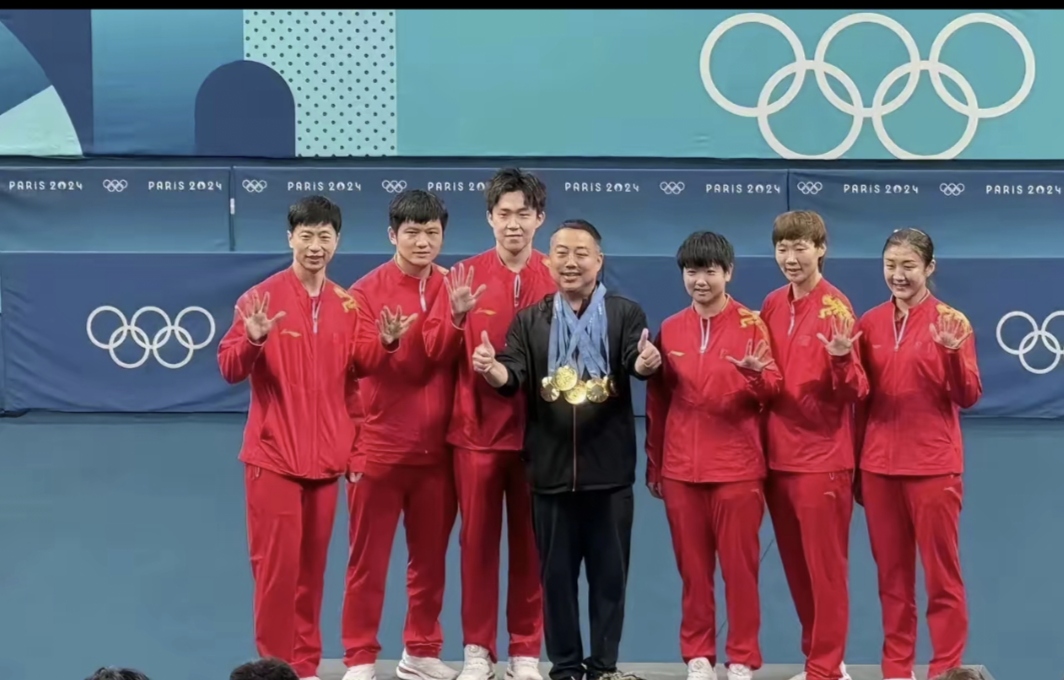 关于中国选手在奥运赛场上取得耀眼成绩，引发热议的信息