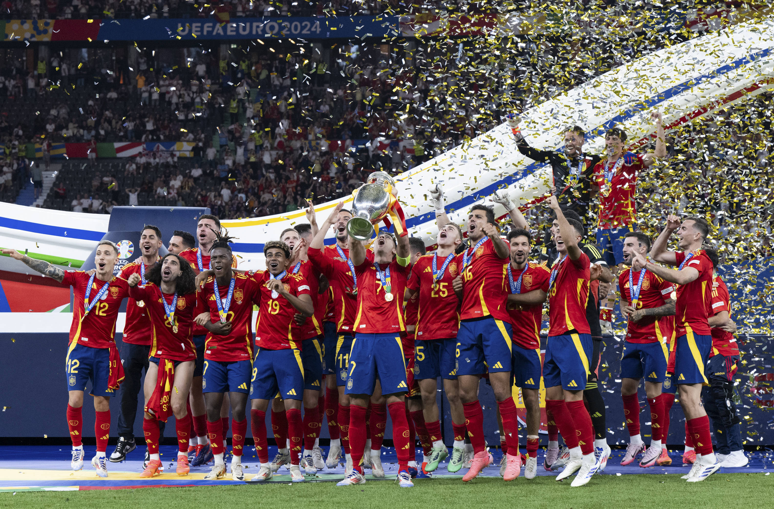 欧洲女足联赛激烈角逐,法国队夺冠 欧洲女足联赛激烈角逐,法国队夺冠