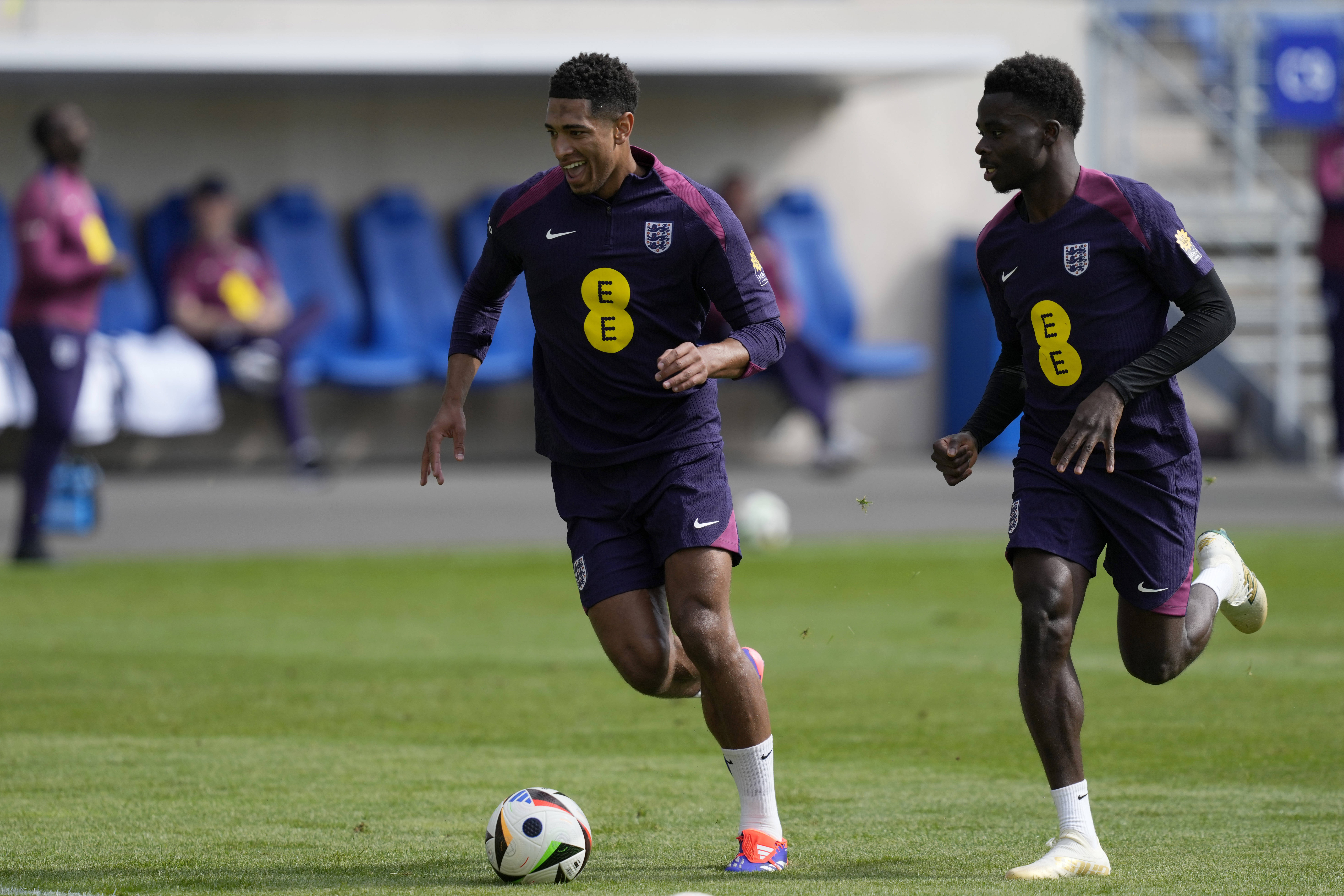 开云官网-英格兰踢出糟糕比赛，晋级希望受挫