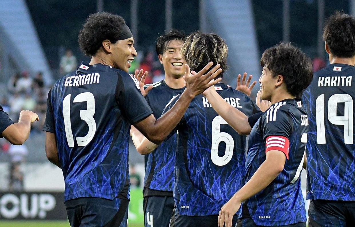 日本球队连胜两场，完成小组赛